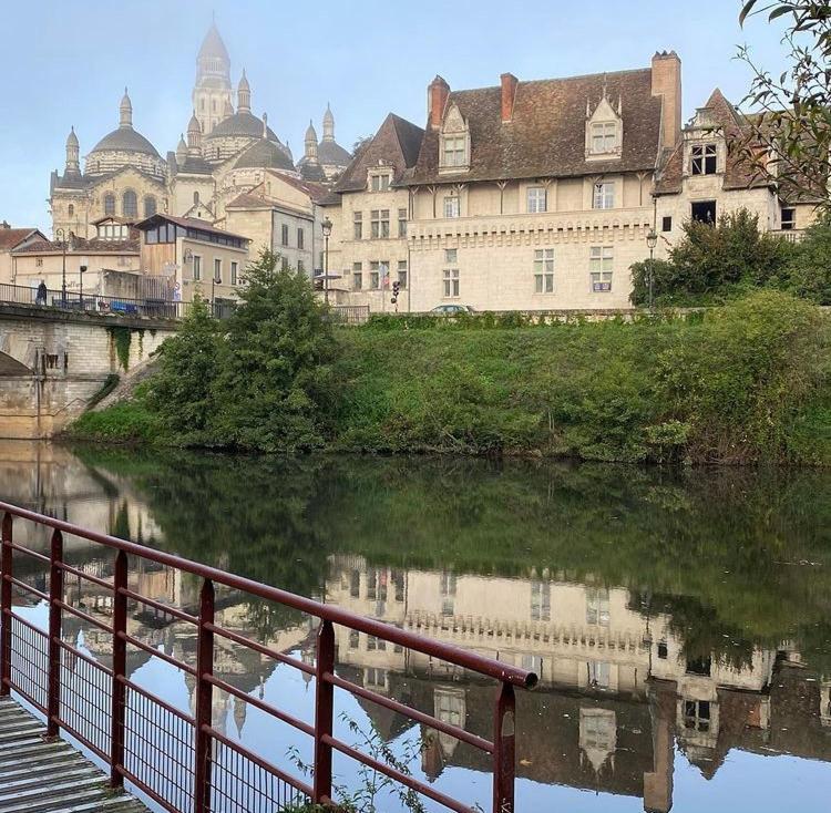 Appartement T2 Hyper Centre A Perigueux 1 Chambre Lou Chabrol Kültér fotó